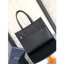 디올 서류가방