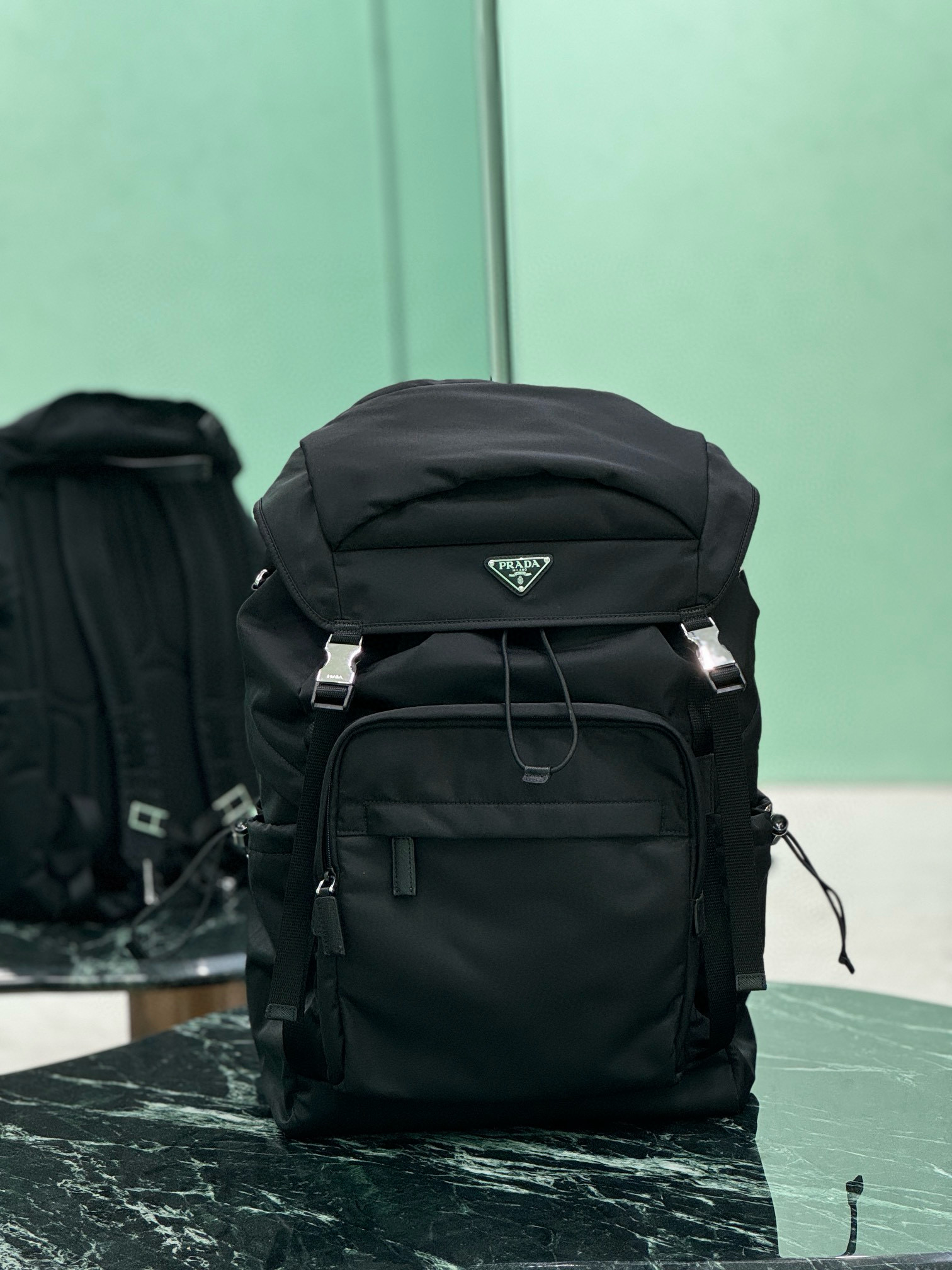 프라다 2VZ090 백팩