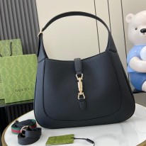 구찌 여자가방 810229
