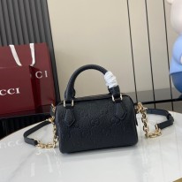 구찌 여자가방 815256