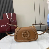 구찌 여자가방 815700