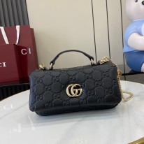 구찌 여자가방 806017