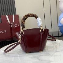 구찌 여자가방 805832